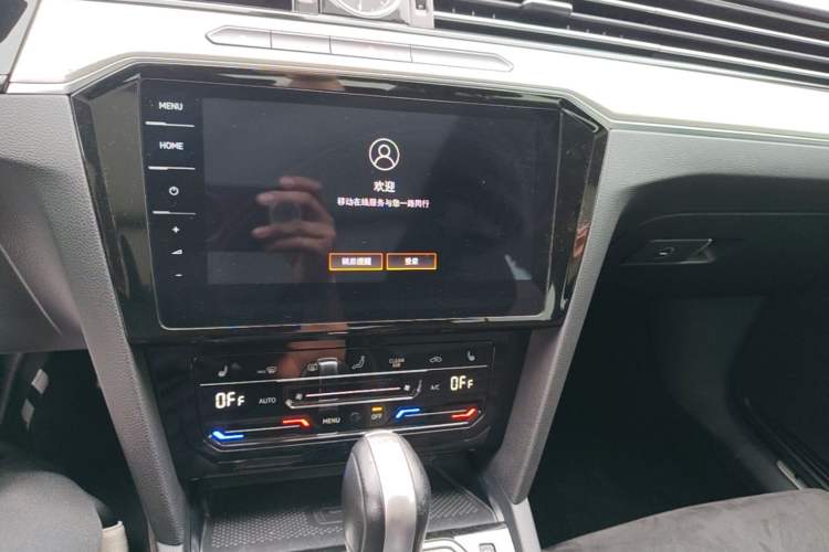 Used Volkswagen Magotan 2021 330TSI DSG 30th Anniversary Edition Audio And AC Panel