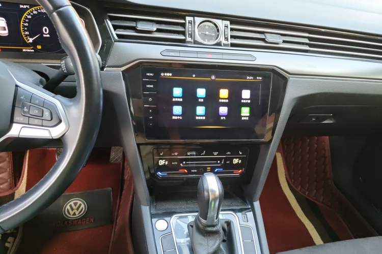 Used Volkswagen Magotan 2021 330TSI DSG 30th Anniversary Edition Audio And AC Panel