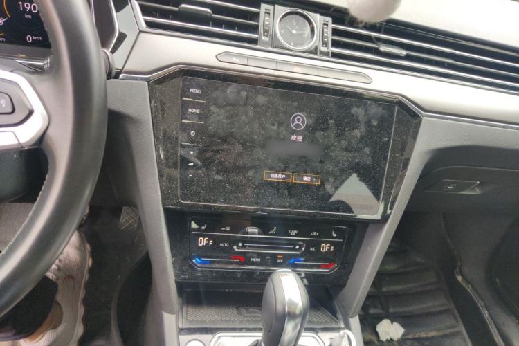 Used Volkswagen Magotan 2021 330TSI DSG 30th Anniversary Edition Audio And AC Panel