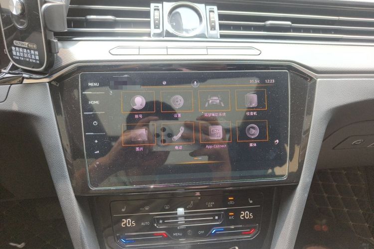 Used Volkswagen Magotan 2021 330TSI DSG 30th Anniversary Edition Audio And AC Panel