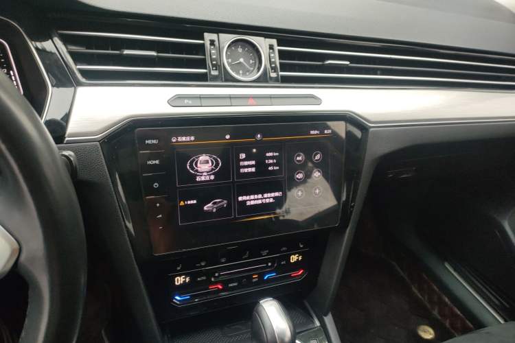 Used Volkswagen Magotan 2021 330TSI DSG 30th Anniversary Edition Audio And AC Panel