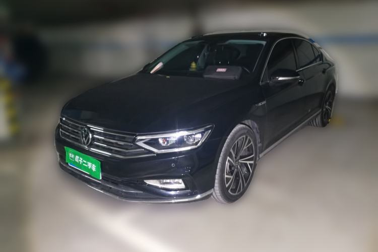 Used Volkswagen Magotan 2021 330TSI DSG 30th Anniversary Edition Guazi used car, China used car export, Used car for sale, Used Volkswagen cars, Cheapest cars for sale