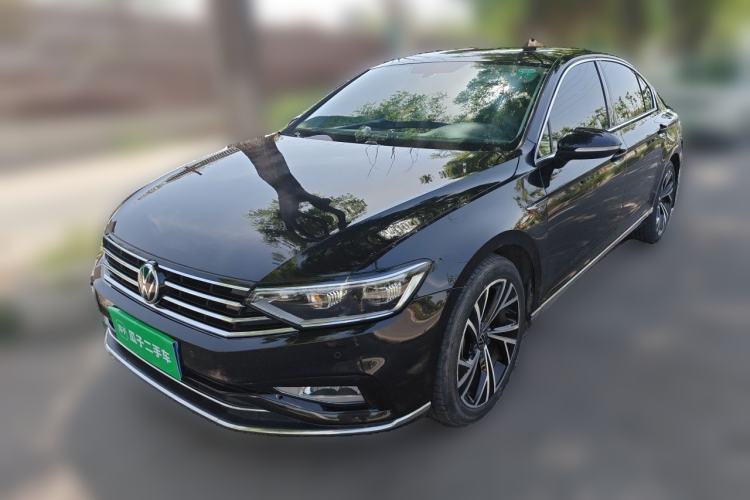 Used Volkswagen Magotan 2021 330TSI DSG 30th Anniversary Edition Guazi used car, China used car export, Used car for sale, Used  cars, Cheapest cars for sale