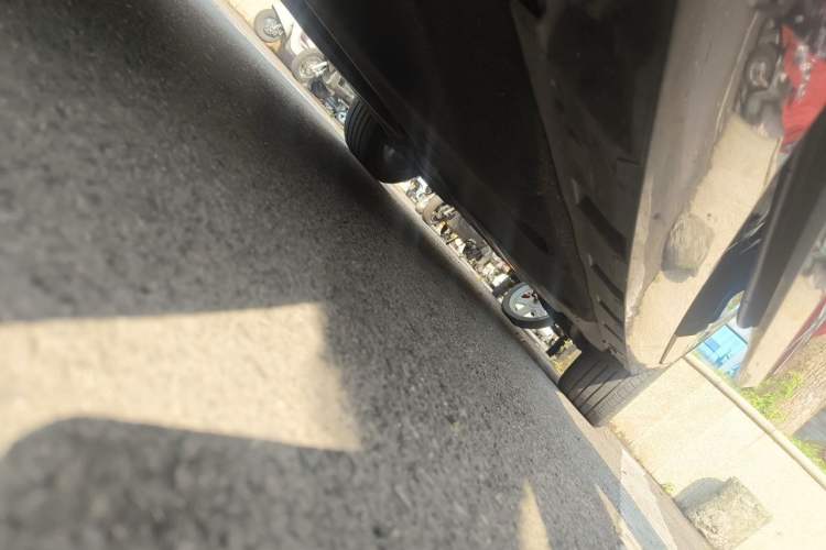 Used Volkswagen Magotan 2021 330TSI DSG 30th Anniversary Edition Chassis Front Left