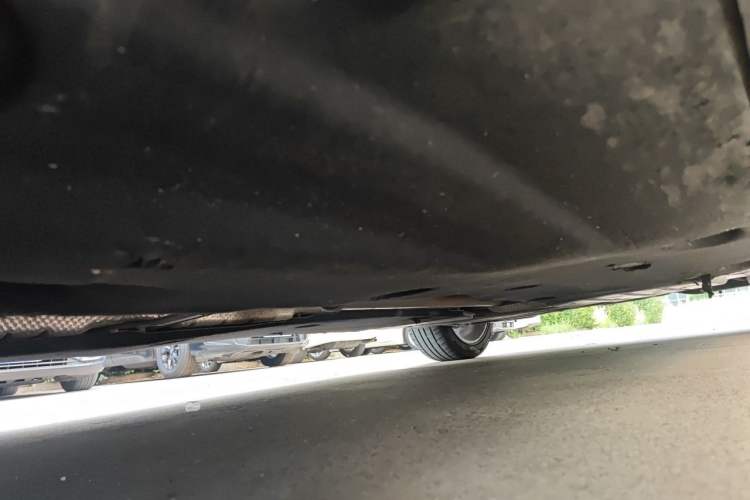 Used Volkswagen Magotan 2021 330TSI DSG 30th Anniversary Edition Chassis Front Left