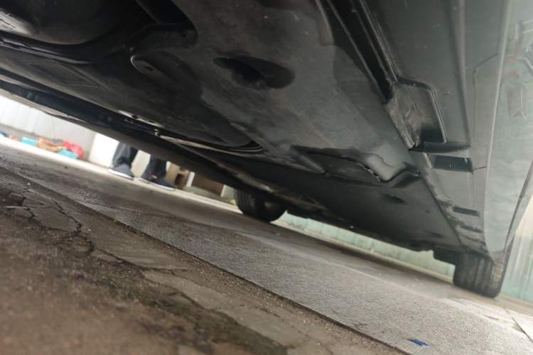 Used Volkswagen Magotan 2021 330TSI DSG 30th Anniversary Edition Chassis Rear Right