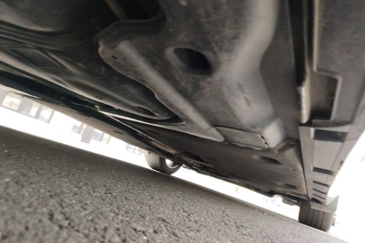 Used Volkswagen Magotan 2021 330TSI DSG 30th Anniversary Edition Chassis Rear Right