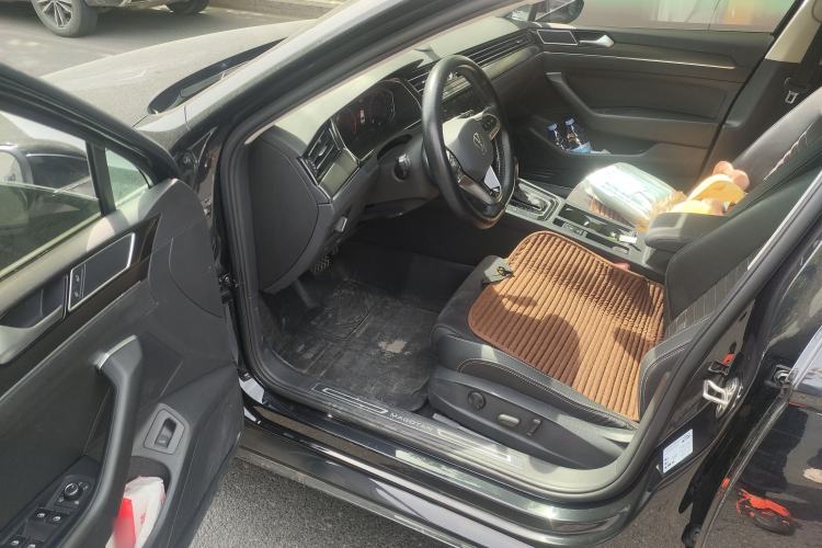 Used Volkswagen Magotan 2021 330TSI DSG 30th Anniversary Edition Driver Seat
