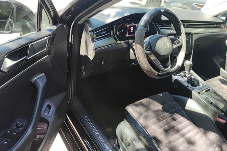 Used Volkswagen Magotan 2021 330TSI DSG 30th Anniversary Edition Driver Seat