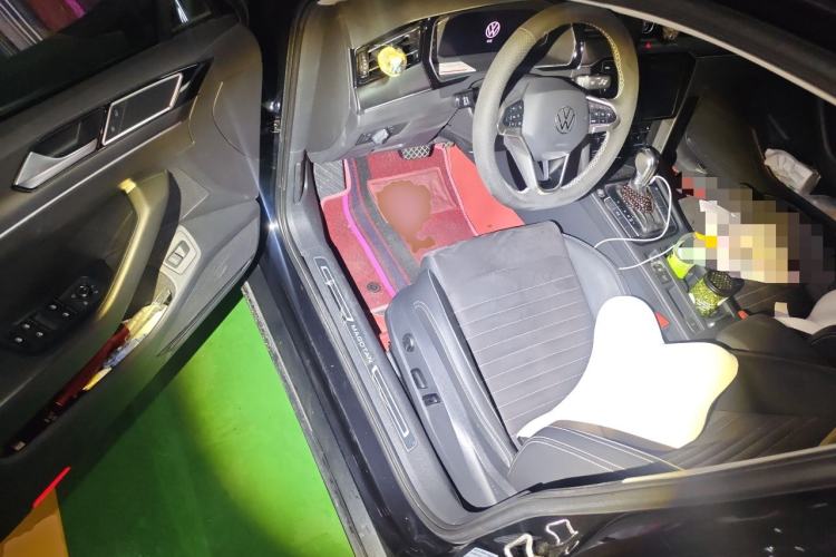 Used Volkswagen Magotan 2021 330TSI DSG 30th Anniversary Edition Driver Seat