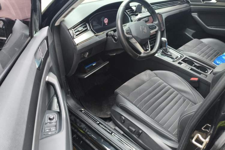Used Volkswagen Magotan 2021 330TSI DSG 30th Anniversary Edition Driver Seat