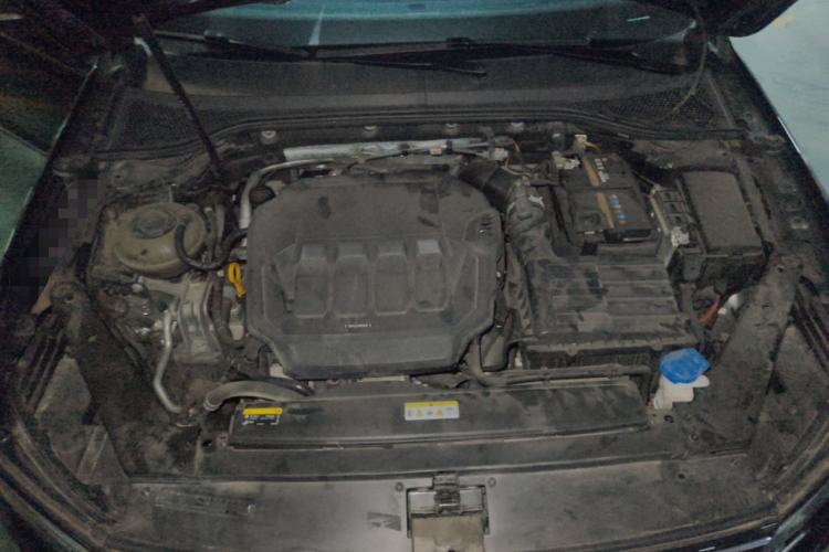 Used Volkswagen Magotan 2021 330TSI DSG 30th Anniversary Edition Engine Bay