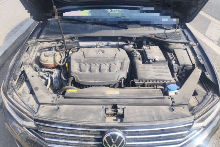 Used Volkswagen Magotan 2021 330TSI DSG 30th Anniversary Edition Engine Bay