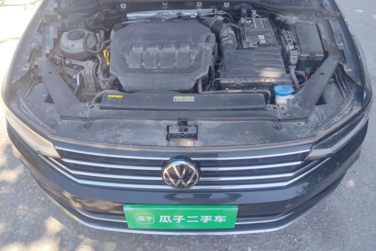 Used Volkswagen Magotan 2021 330TSI DSG 30th Anniversary Edition Engine Bay