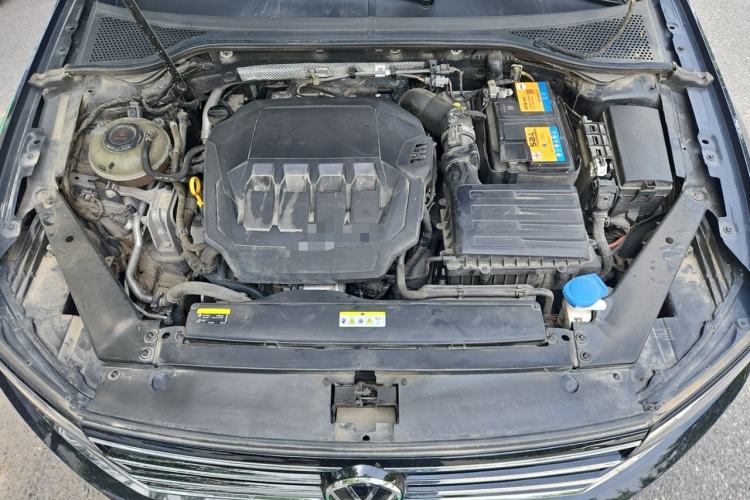Used Volkswagen Magotan 2021 330TSI DSG 30th Anniversary Edition Engine Bay