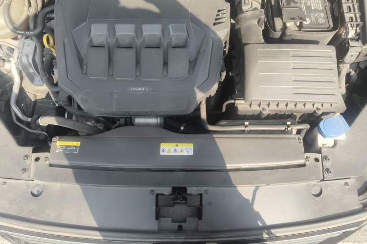 Used Volkswagen Magotan 2021 330TSI DSG 30th Anniversary Edition Engine Bay