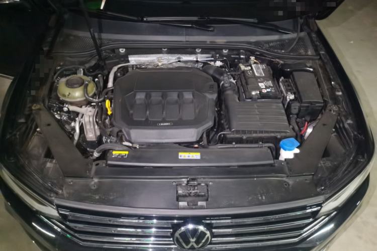 Used Volkswagen Magotan 2021 330TSI DSG 30th Anniversary Edition Engine Bay