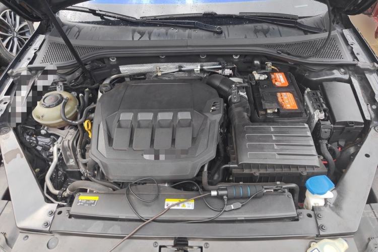 Used Volkswagen Magotan 2021 330TSI DSG 30th Anniversary Edition Engine Bay