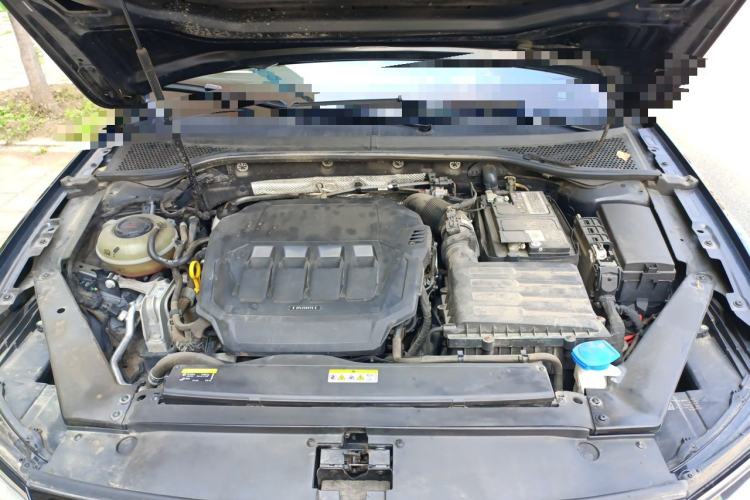 Used Volkswagen Magotan 2021 330TSI DSG 30th Anniversary Edition Engine Bay