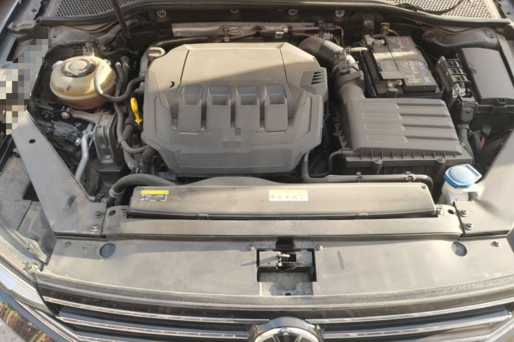 Used Volkswagen Magotan 2021 330TSI DSG 30th Anniversary Edition Engine Bay