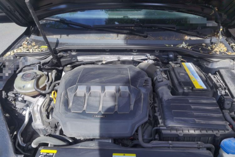 Used Volkswagen Magotan 2021 330TSI DSG 30th Anniversary Edition Engine Bay