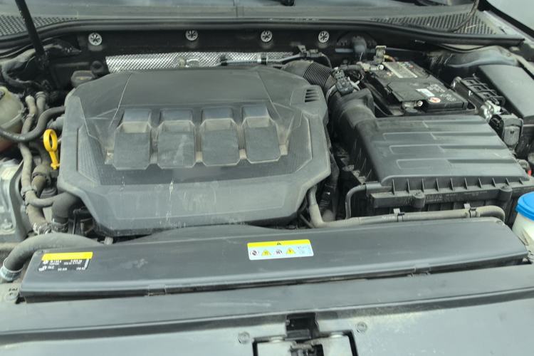 Used Volkswagen Magotan 2021 330TSI DSG 30th Anniversary Edition Engine Bay