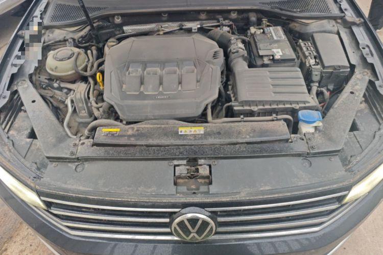 Used Volkswagen Magotan 2021 330TSI DSG 30th Anniversary Edition Engine Bay