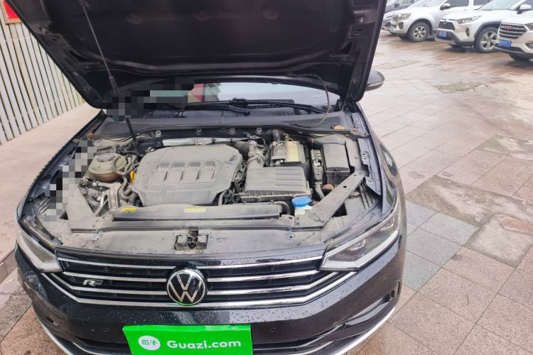 Used Volkswagen Magotan 2021 330TSI DSG 30th Anniversary Edition Engine Bay Left