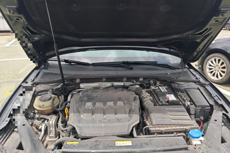 Used Volkswagen Magotan 2021 330TSI DSG 30th Anniversary Edition Engine Bay
