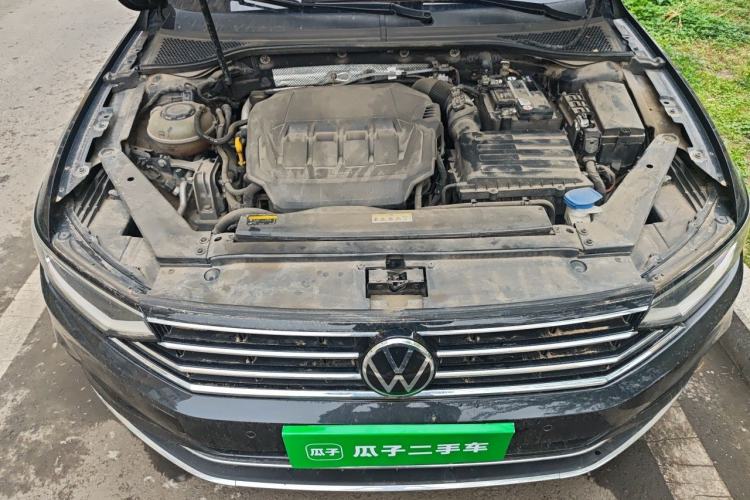 Used Volkswagen Magotan 2021 330TSI DSG 30th Anniversary Edition Engine Bay