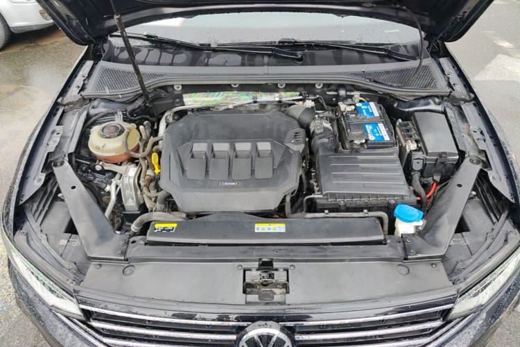 Used Volkswagen Magotan 2021 330TSI DSG 30th Anniversary Edition Engine Bay