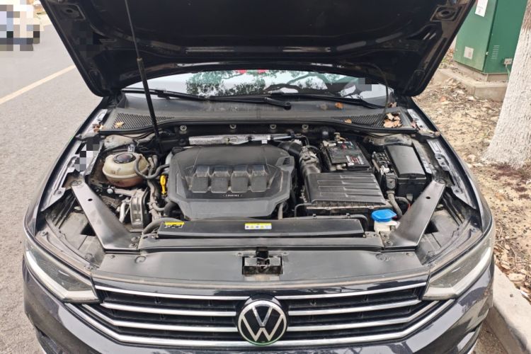 Used Volkswagen Magotan 2021 330TSI DSG 30th Anniversary Edition Engine Bay