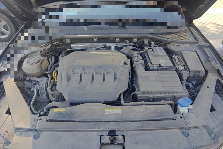 Used Volkswagen Magotan 2021 330TSI DSG 30th Anniversary Edition Engine Bay