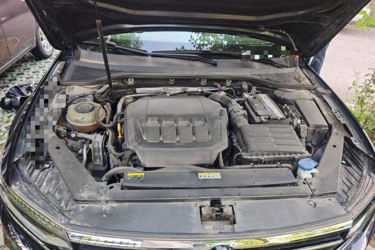 Used Volkswagen Magotan 2021 330TSI DSG 30th Anniversary Edition Engine Bay