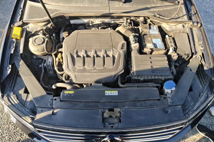 Used Volkswagen Magotan 2021 330TSI DSG 30th Anniversary Edition Engine Bay