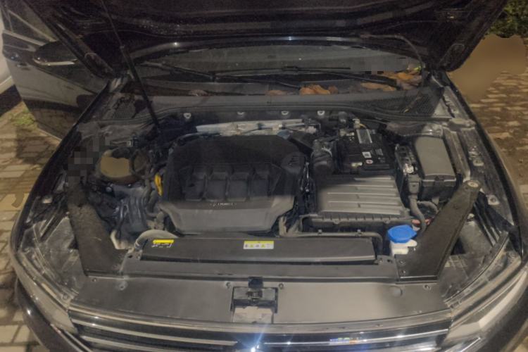 Used Volkswagen Magotan 2021 330TSI DSG 30th Anniversary Edition Engine Bay