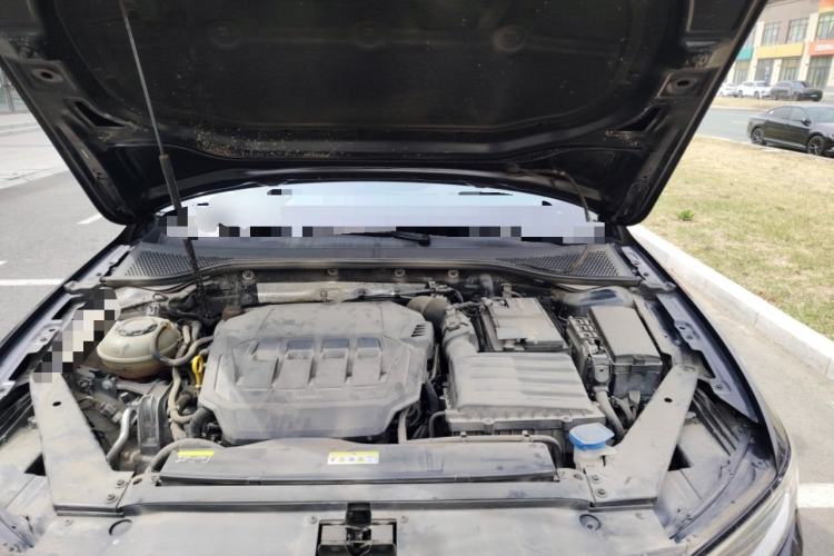Used Volkswagen Magotan 2021 330TSI DSG 30th Anniversary Edition Engine Bay