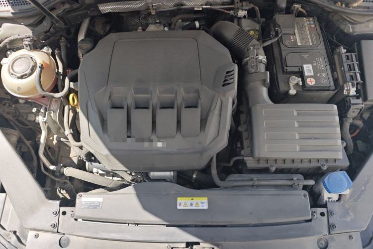 Used Volkswagen Magotan 2021 330TSI DSG 30th Anniversary Edition Engine Bay