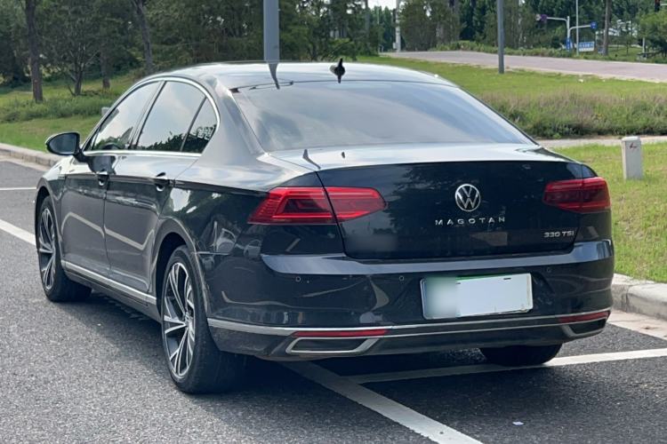 Used Volkswagen Magotan 2021 330TSI DSG 30th Anniversary Edition Exterior 1