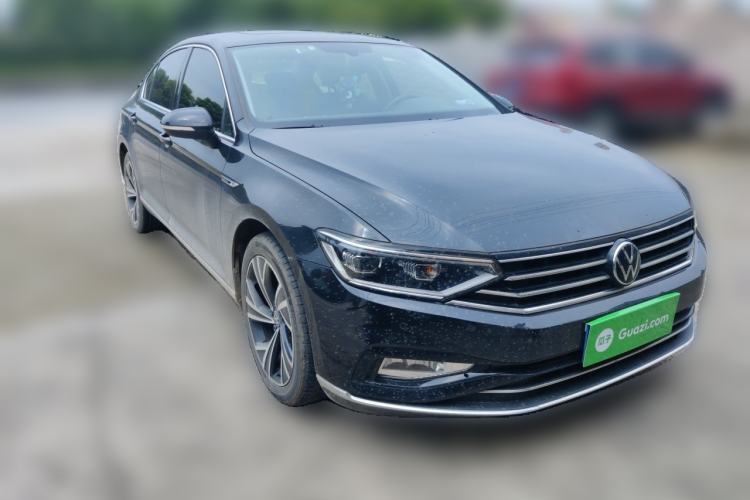 Used Volkswagen Magotan 2021 330TSI DSG 30th Anniversary Edition Exterior 2