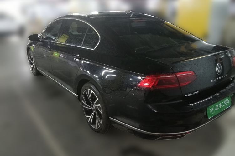 Used Volkswagen Magotan 2021 330TSI DSG 30th Anniversary Edition Exterior 3