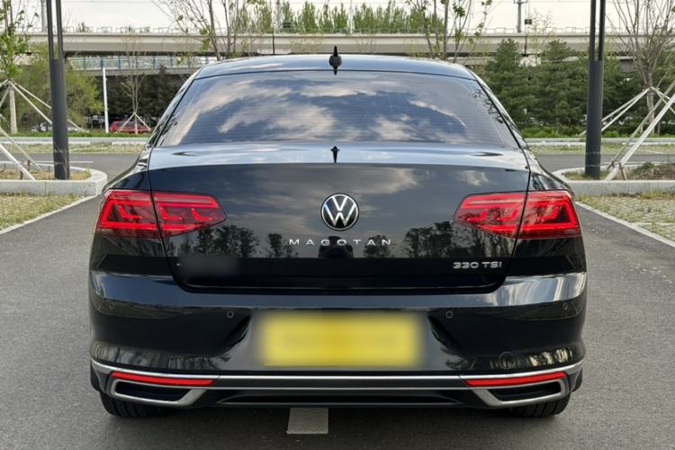 Used Volkswagen Magotan 2021 330TSI DSG 30th Anniversary Edition Exterior 5