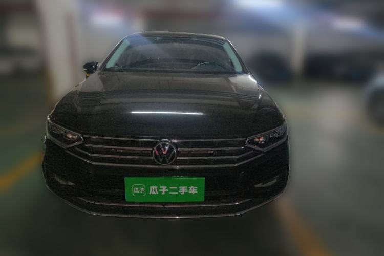Used Volkswagen Magotan 2021 330TSI DSG 30th Anniversary Edition Front