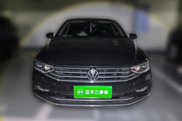 Used Volkswagen Magotan 2021 330TSI DSG 30th Anniversary Edition Front