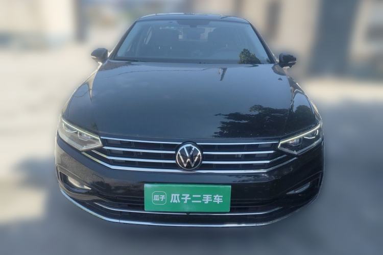 Used Volkswagen Magotan 2021 330TSI DSG 30th Anniversary Edition Front