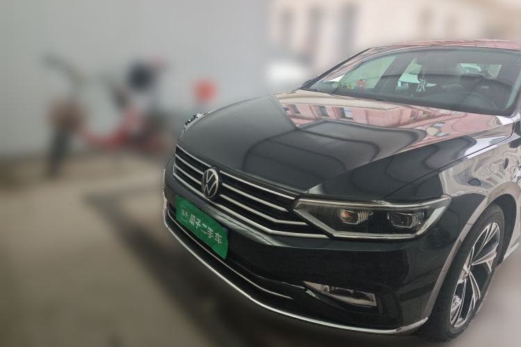 Used Volkswagen Magotan 2021 330TSI DSG 30th Anniversary Edition Front