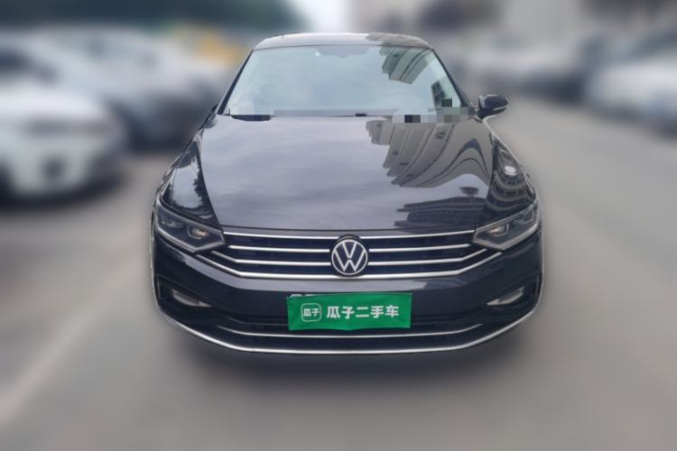 Used Volkswagen Magotan 2021 330TSI DSG 30th Anniversary Edition Front