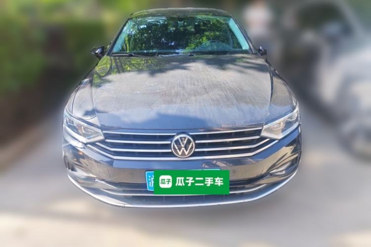 Used Volkswagen Magotan 2021 330TSI DSG 30th Anniversary Edition Front
