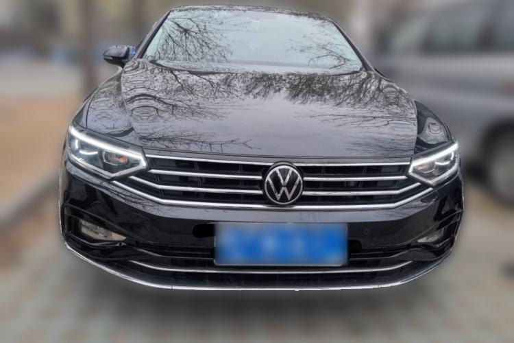Used Volkswagen Magotan 2021 330TSI DSG 30th Anniversary Edition Front