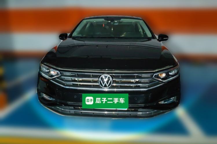 Used Volkswagen Magotan 2021 330TSI DSG 30th Anniversary Edition Front